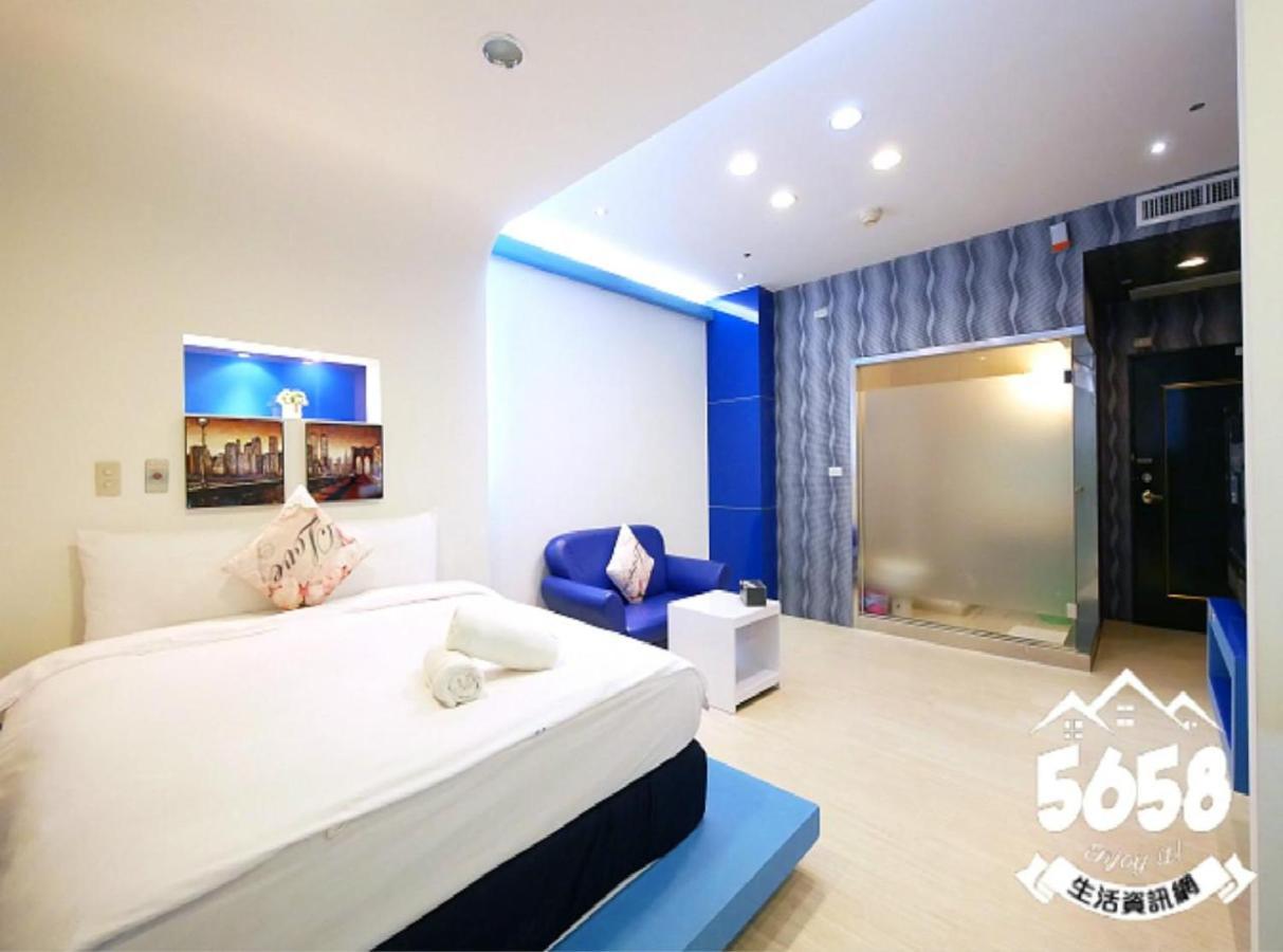 85 Pries Apartment Kaohsiung Exterior photo